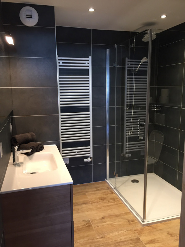 _lv_images__lot_0000000127_07_19379664