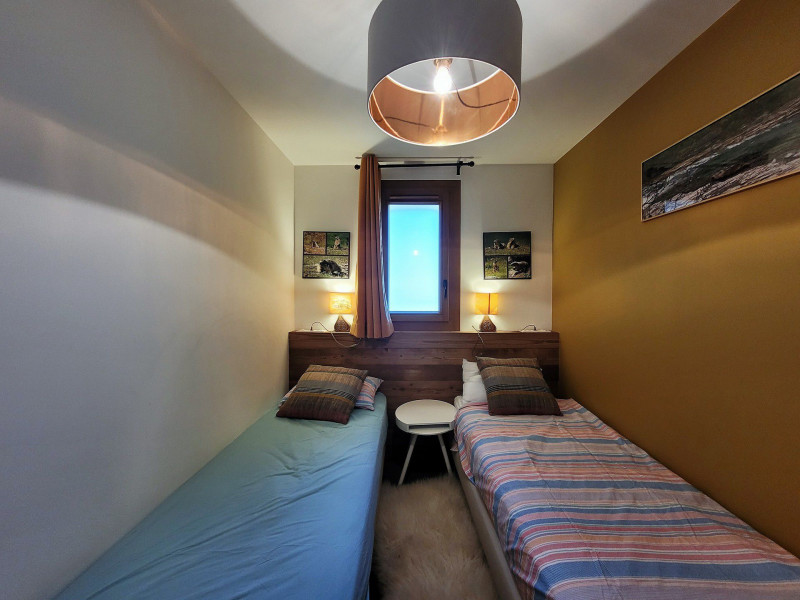 _lv_images__lot_0000000127_09_19216510 _lv_images__lot_0000000127_09_19216510