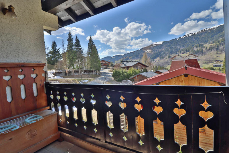 _lv_images__lot_0000000127_09_19372600