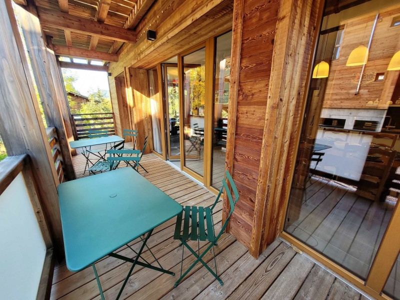 _lv_images__lot_0000000127_11_18859477