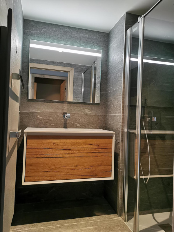 _lv_images__lot_0000000137_05_17975171 _lv_images__lot_0000000137_05_17975171