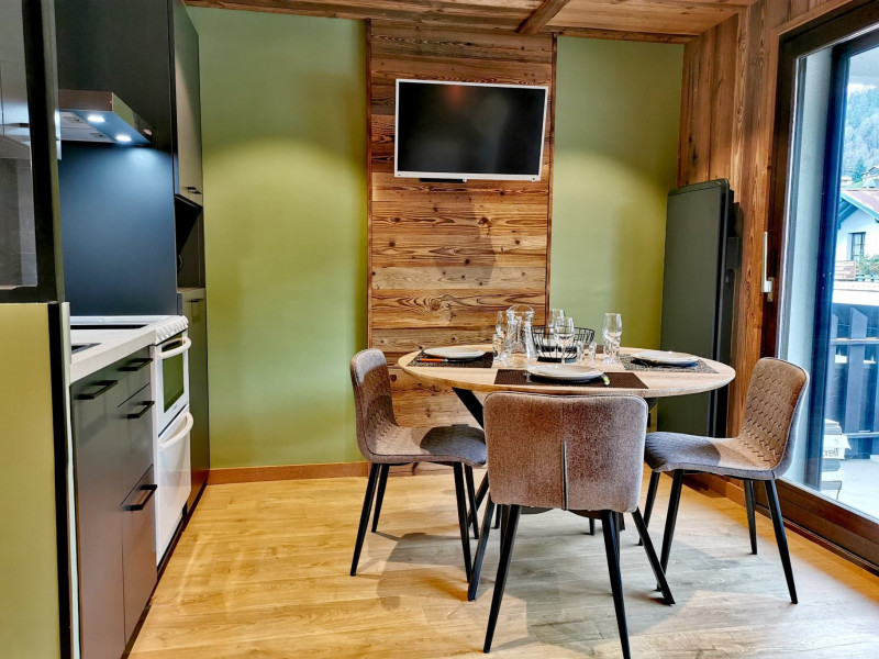 _lv_images__lot_0000000147_15_19159826 _lv_images__lot_0000000147_15_19159826