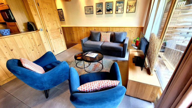 _lv_images__lot_0000000152_13_19377771