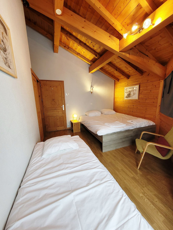 _lv_images__lot_0000000157_11_19138927