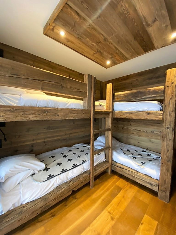 _lv_images__lot_0000000163_07_18482767