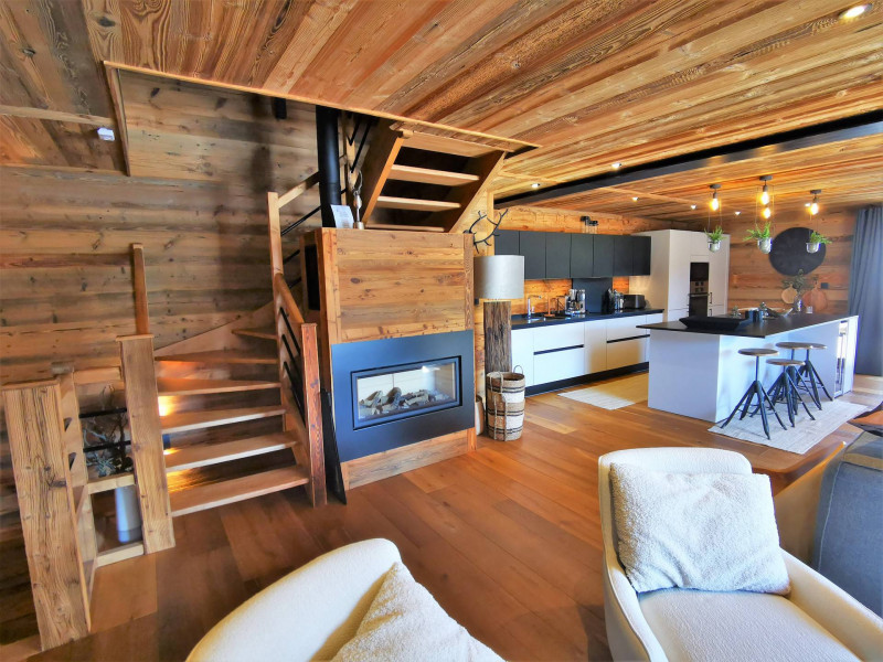 _lv_images__lot_0000000163_15_19177379