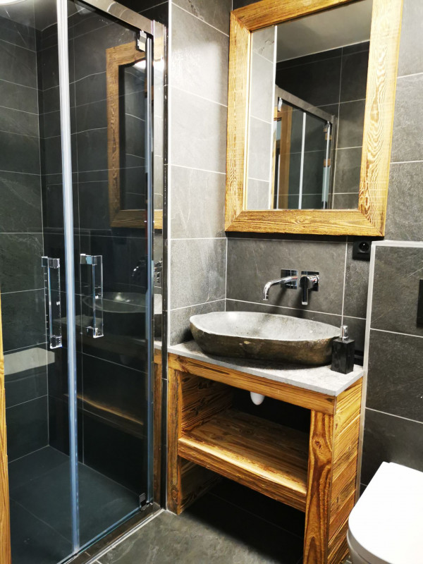 _lv_images__lot_0000000168_09_18057576 _lv_images__lot_0000000168_09_18057576