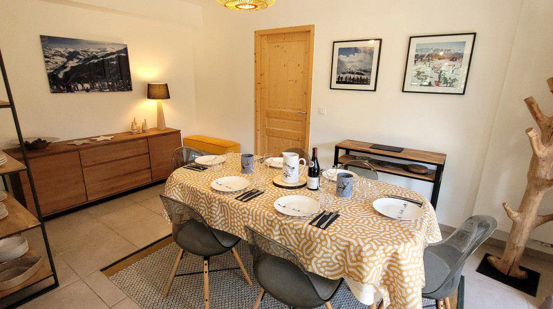 _lv_images__lot_0000000170_05_18369075