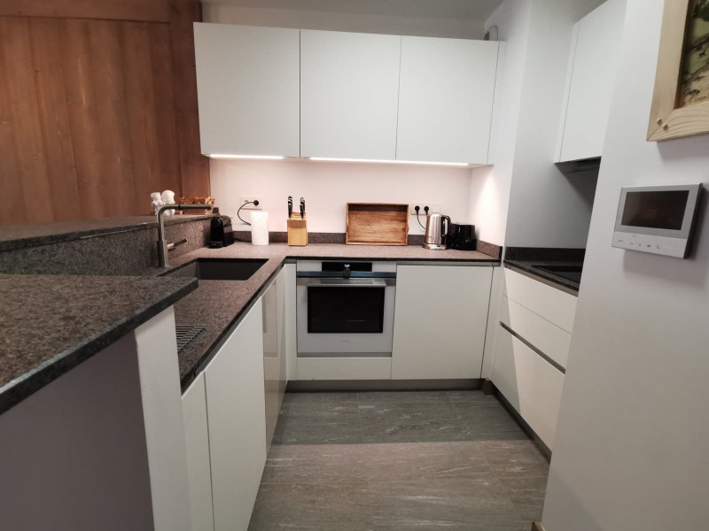 _lv_images__lot_0000000173_04_18163066