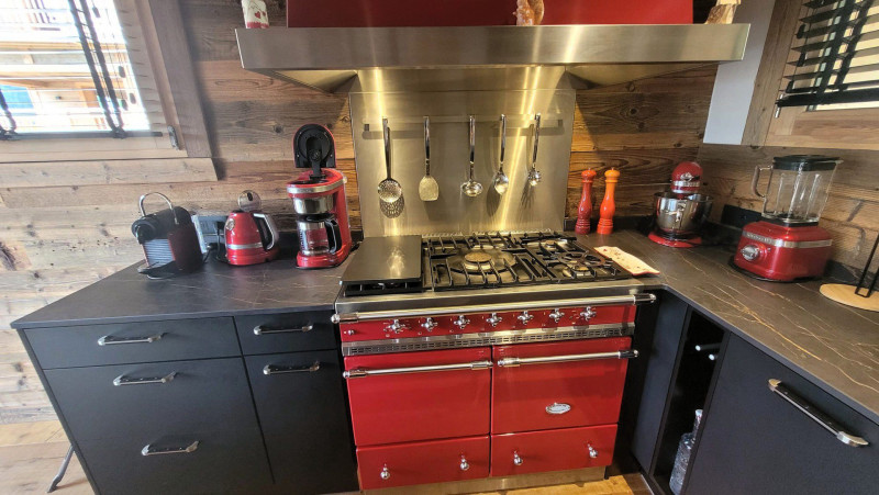 _lv_images__lot_0000000177_04_19215461 _lv_images__lot_0000000177_04_19215461