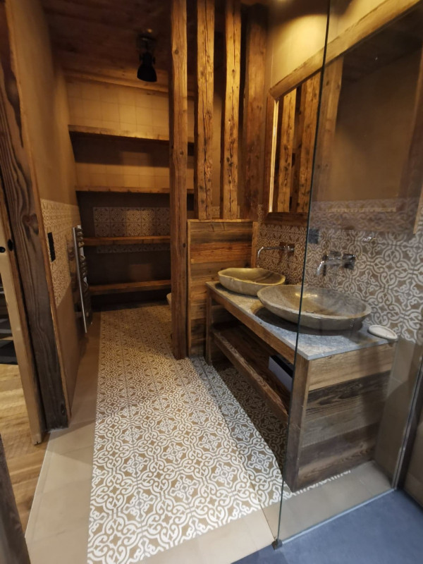 _lv_images__lot_0000000177_11_19282746