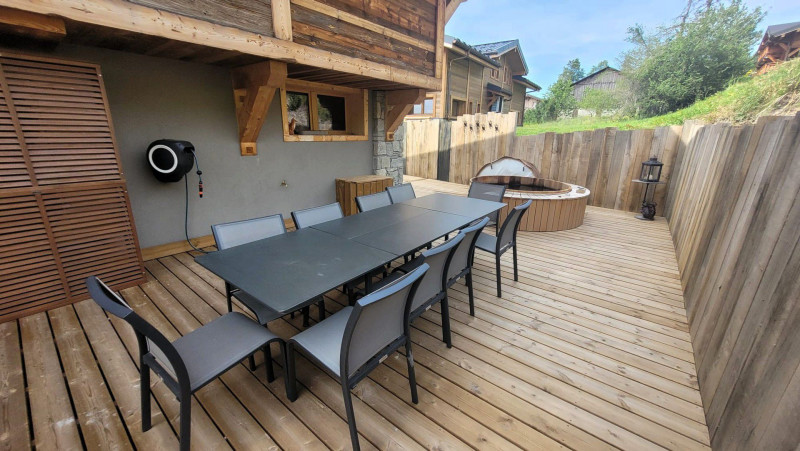 _lv_images__lot_0000000177_15_19367241