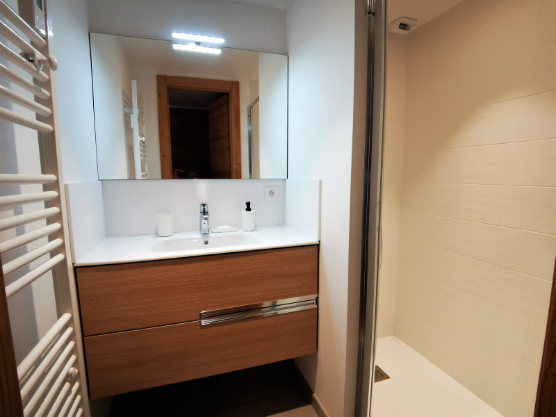 _lv_images__lot_0000000179_08_17976320 _lv_images__lot_0000000179_08_17976320