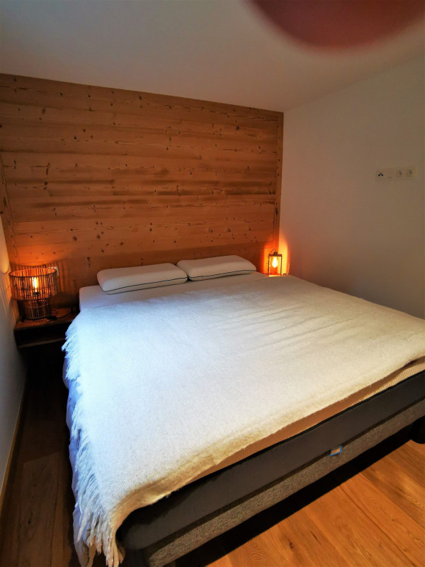 _lv_images__lot_0000000179_11_18086885 _lv_images__lot_0000000179_11_18086885