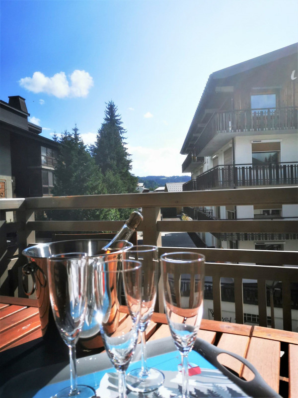 _lv_images__lot_0000000180_02_17675436 _lv_images__lot_0000000180_02_17675436