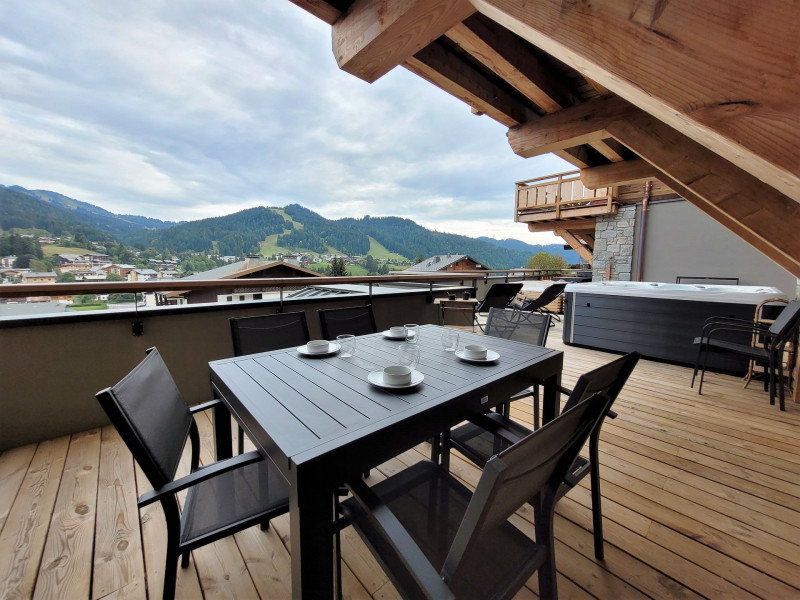 _lv_images__lot_0000000182_12_18124924