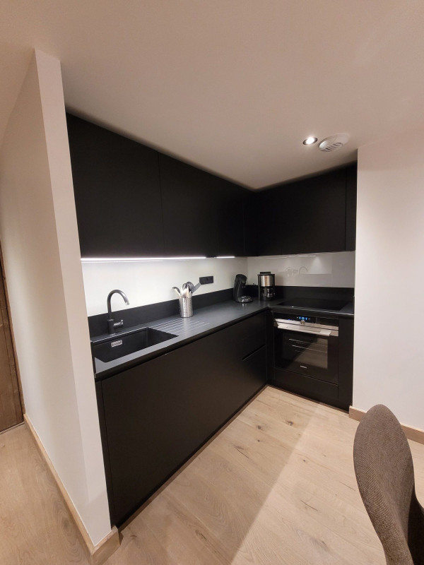 _lv_images__lot_0000000187_14_18926814