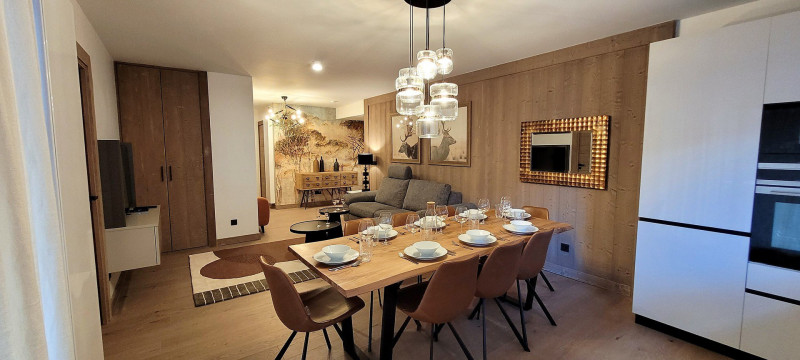 _lv_images__lot_0000000189_01_18360279 _lv_images__lot_0000000189_01_18360279