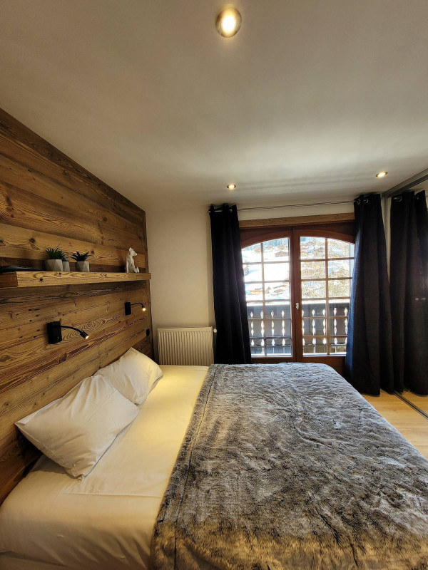 _lv_images__lot_0000000190_04_18125178 _lv_images__lot_0000000190_04_18125178