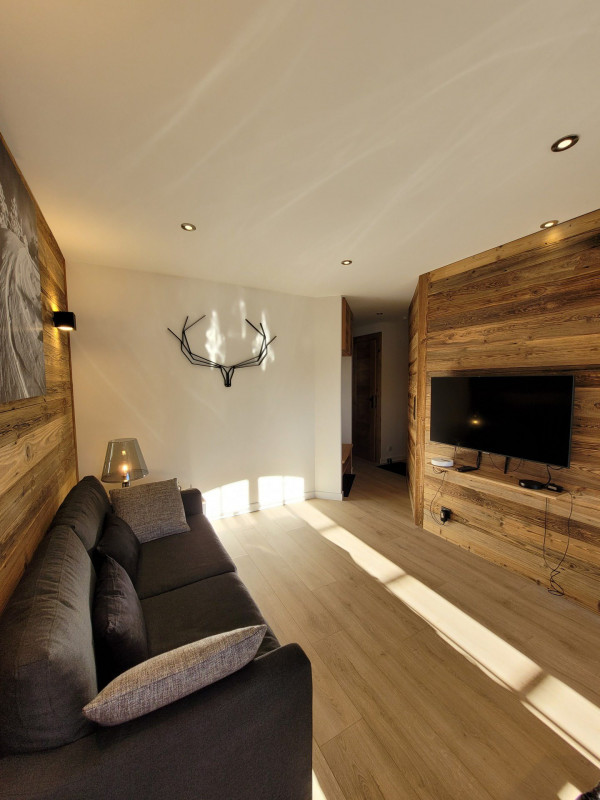 _lv_images__lot_0000000190_12_19178519