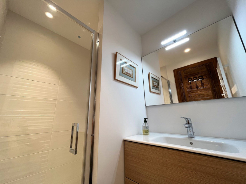 _lv_images__lot_0000000192_11_18095193 _lv_images__lot_0000000192_11_18095193