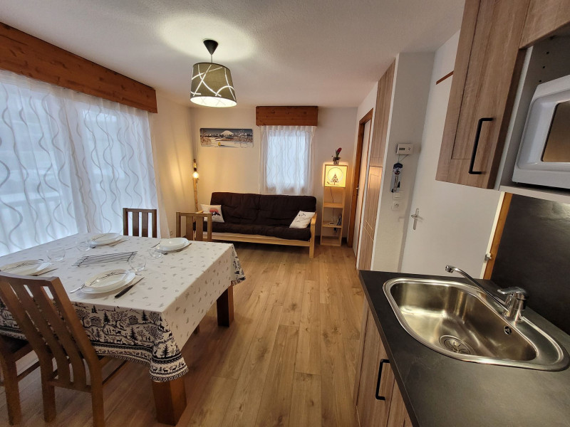 _lv_images__lot_0000000206_11_18057287 _lv_images__lot_0000000206_11_18057287