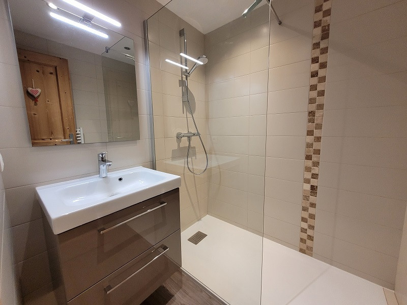 _lv_images__lot_0000000211_07_18068400 _lv_images__lot_0000000211_07_18068400