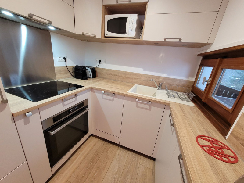 _lv_images__lot_0000000212_12_19169113