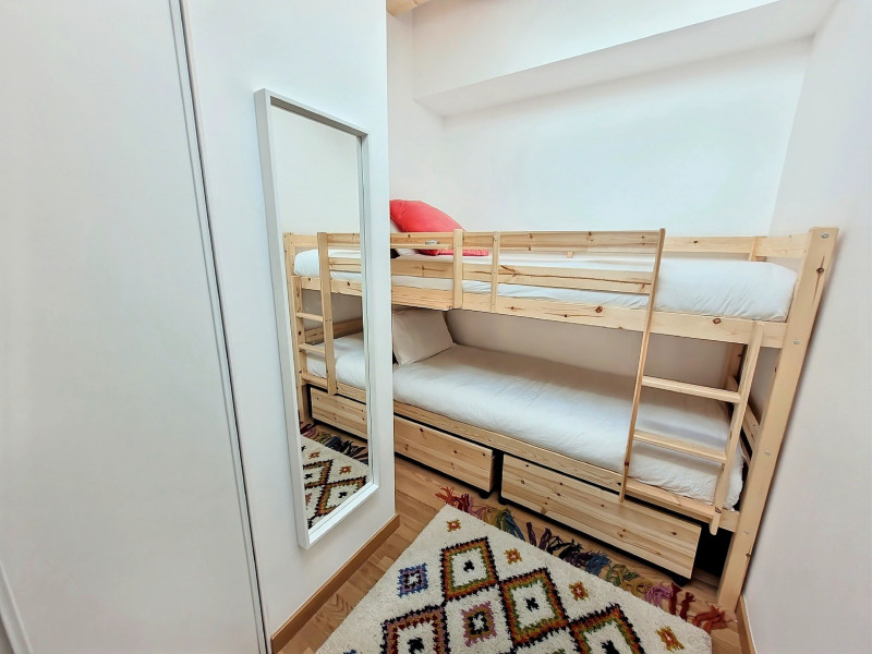 _lv_images__lot_0000000216_15_18094529 _lv_images__lot_0000000216_15_18094529