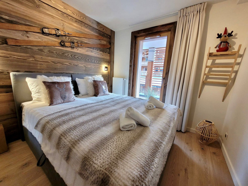 _lv_images__lot_0000000217_09_19294527