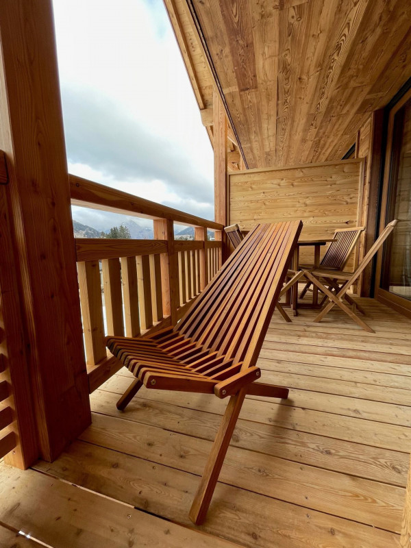 _lv_images__lot_0000000218_10_18077600