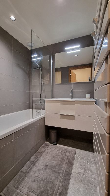 _lv_images__lot_0000000220_10_19386535