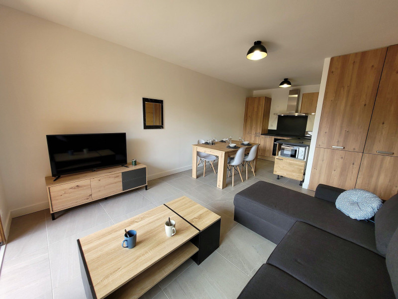 _lv_images__lot_0000000221_01_18341034 _lv_images__lot_0000000221_01_18341034