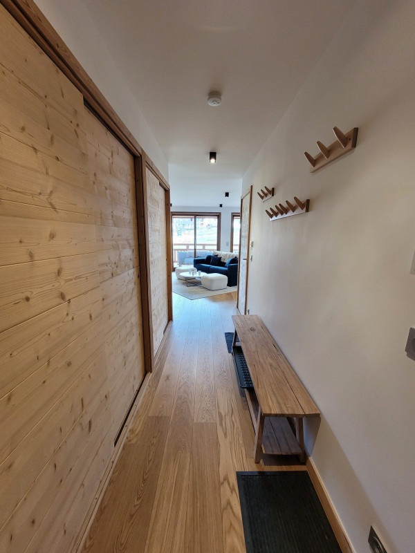 _lv_images__lot_0000000244_13_19177094 _lv_images__lot_0000000244_13_19177094