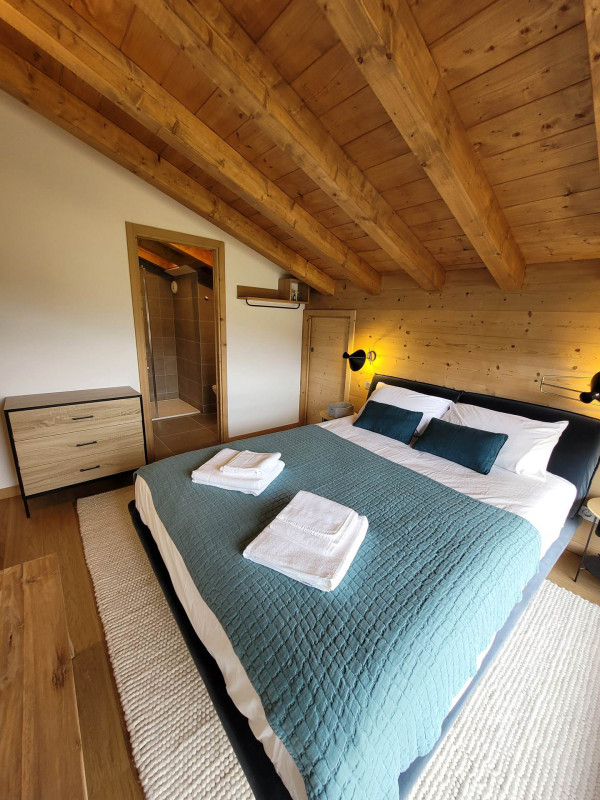 _lv_images__lot_0000000244_15_17874562 _lv_images__lot_0000000244_15_17874562