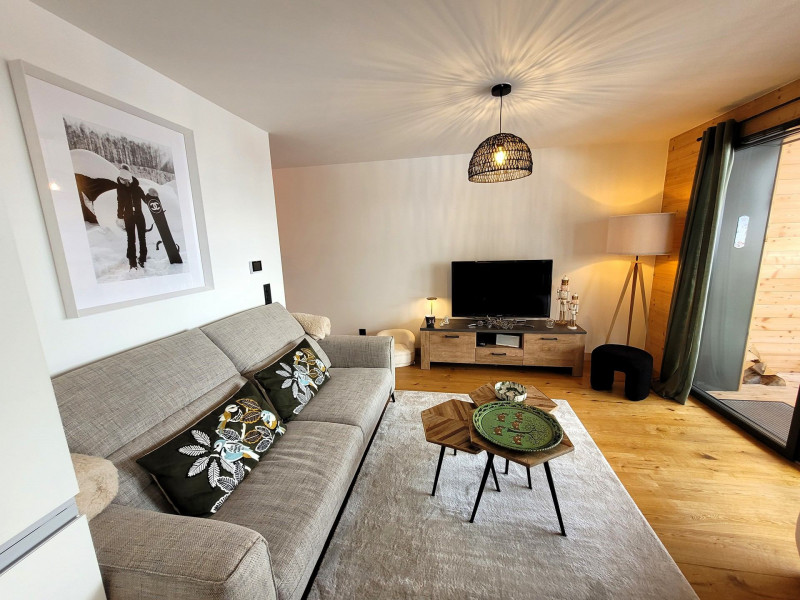 _lv_images__lot_0000000248_04_17874782 _lv_images__lot_0000000248_04_17874782