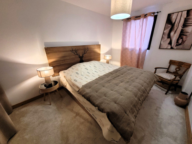 _lv_images__lot_0000000248_05_18369257