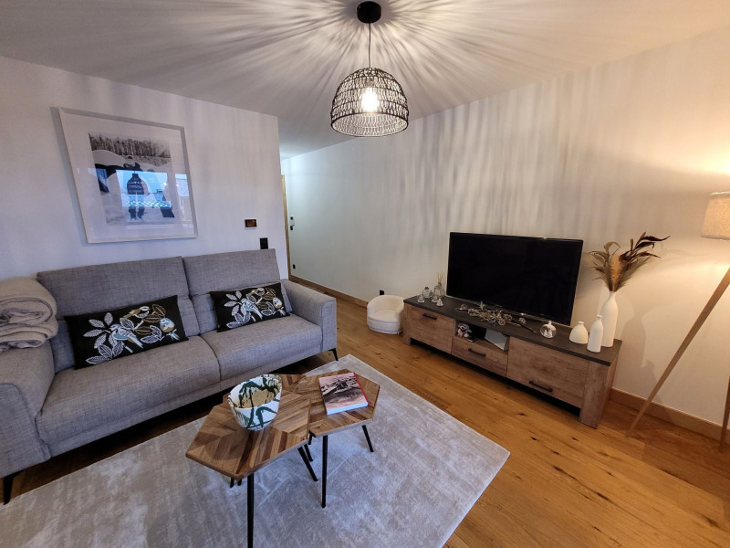 _lv_images__lot_0000000248_13_18048660 _lv_images__lot_0000000248_13_18048660