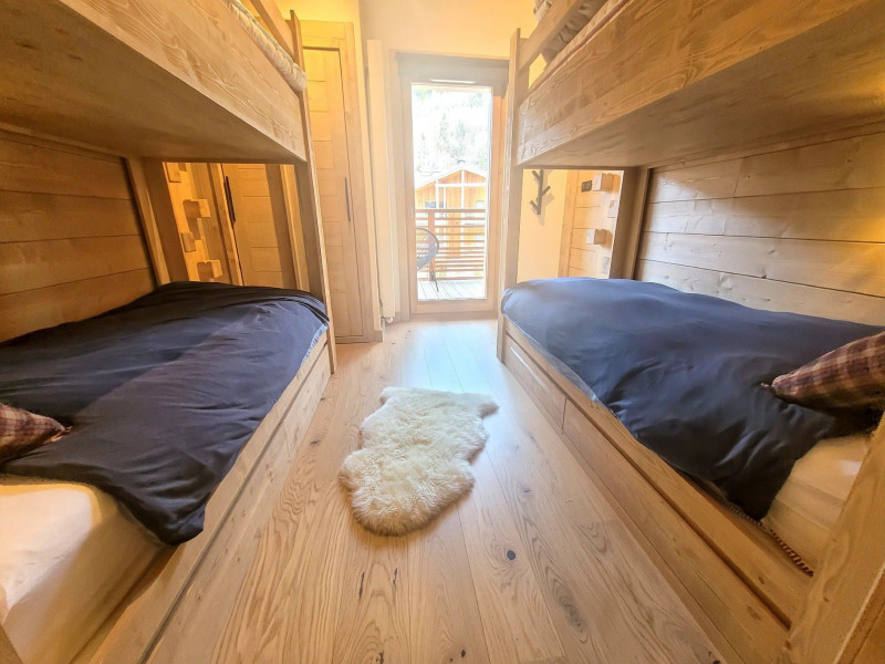 _lv_images__lot_0000000253_07_18153076 _lv_images__lot_0000000253_07_18153076