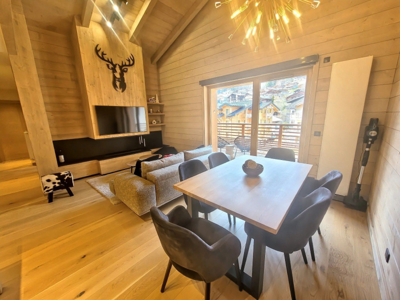 _lv_images__lot_0000000253_15_17875991 _lv_images__lot_0000000253_15_17875991