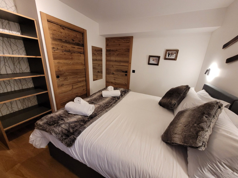 _lv_images__lot_0000000257_12_18143933 _lv_images__lot_0000000257_12_18143933