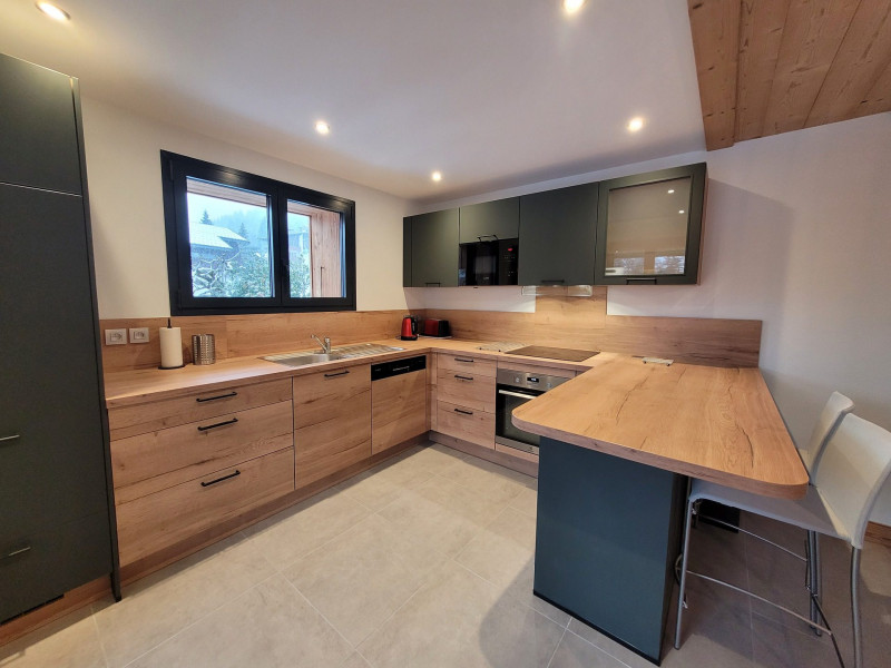 _lv_images__lot_0000000262_05_18802715