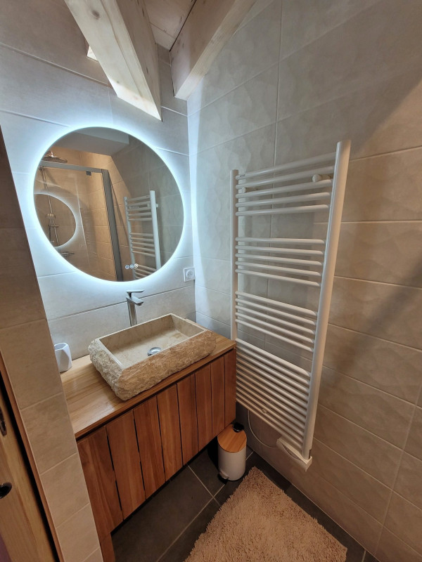 _lv_images__lot_0000000264_05_18926838