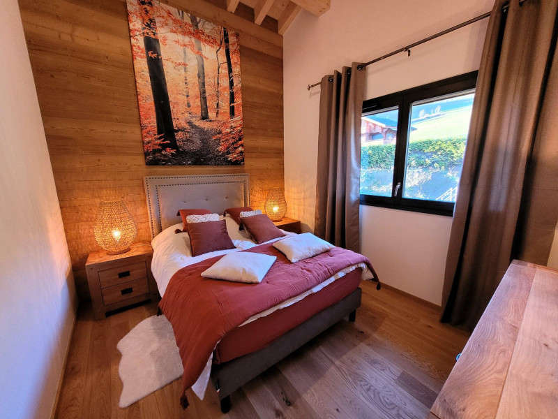 _lv_images__lot_0000000264_06_18370182