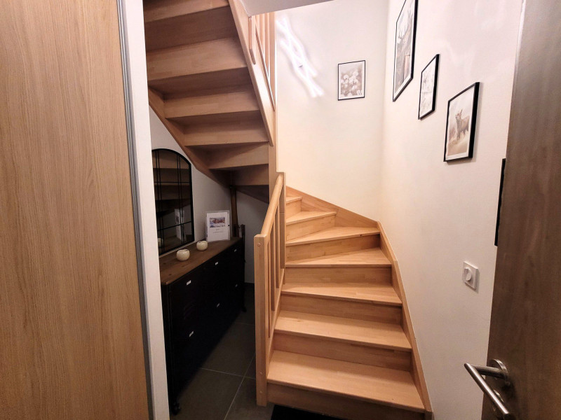 _lv_images__lot_0000000264_15_19368211