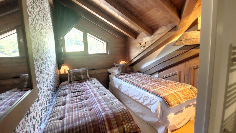 _lv_images__lot_0000000277_06_19216152 _lv_images__lot_0000000277_06_19216152