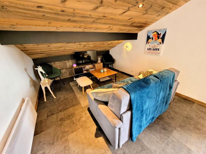 _lv_images__lot_0000000278_03_18482433 _lv_images__lot_0000000278_03_18482433