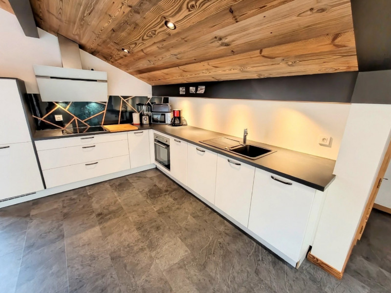 _lv_images__lot_0000000278_04_19119283