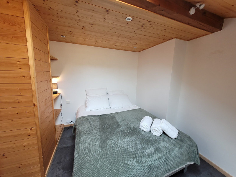 _lv_images__lot_0000000278_11_19386401