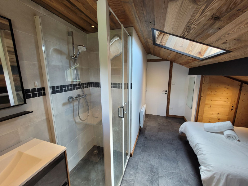 _lv_images__lot_0000000278_14_18123756